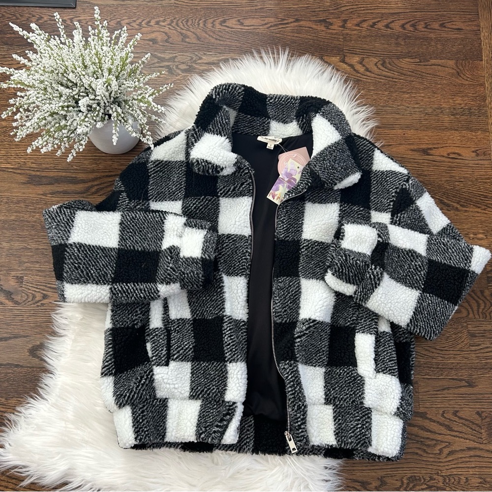 Black & White Chunky Jacket (NWT)